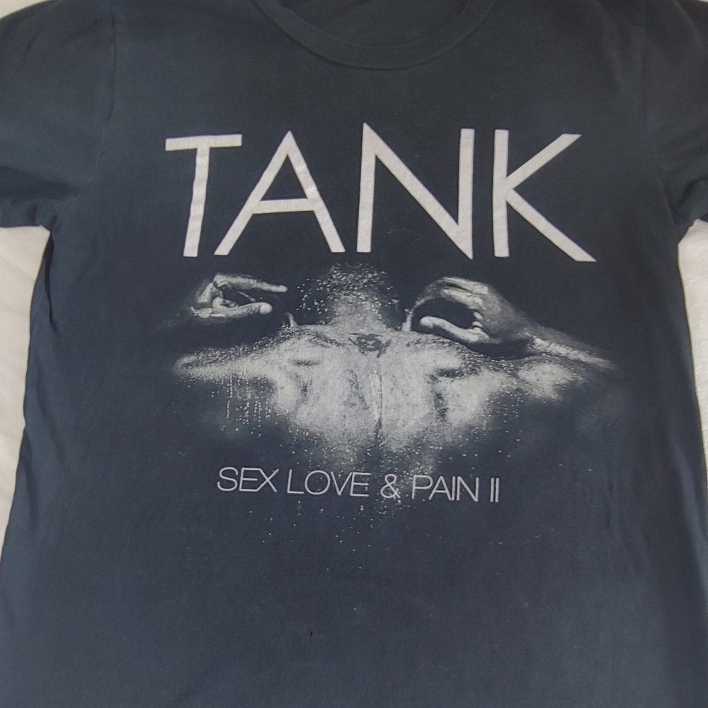 TANK  TA01 SEX, LOVE AND PAIN 2016 Concert Tee with Tour Cities/States Small